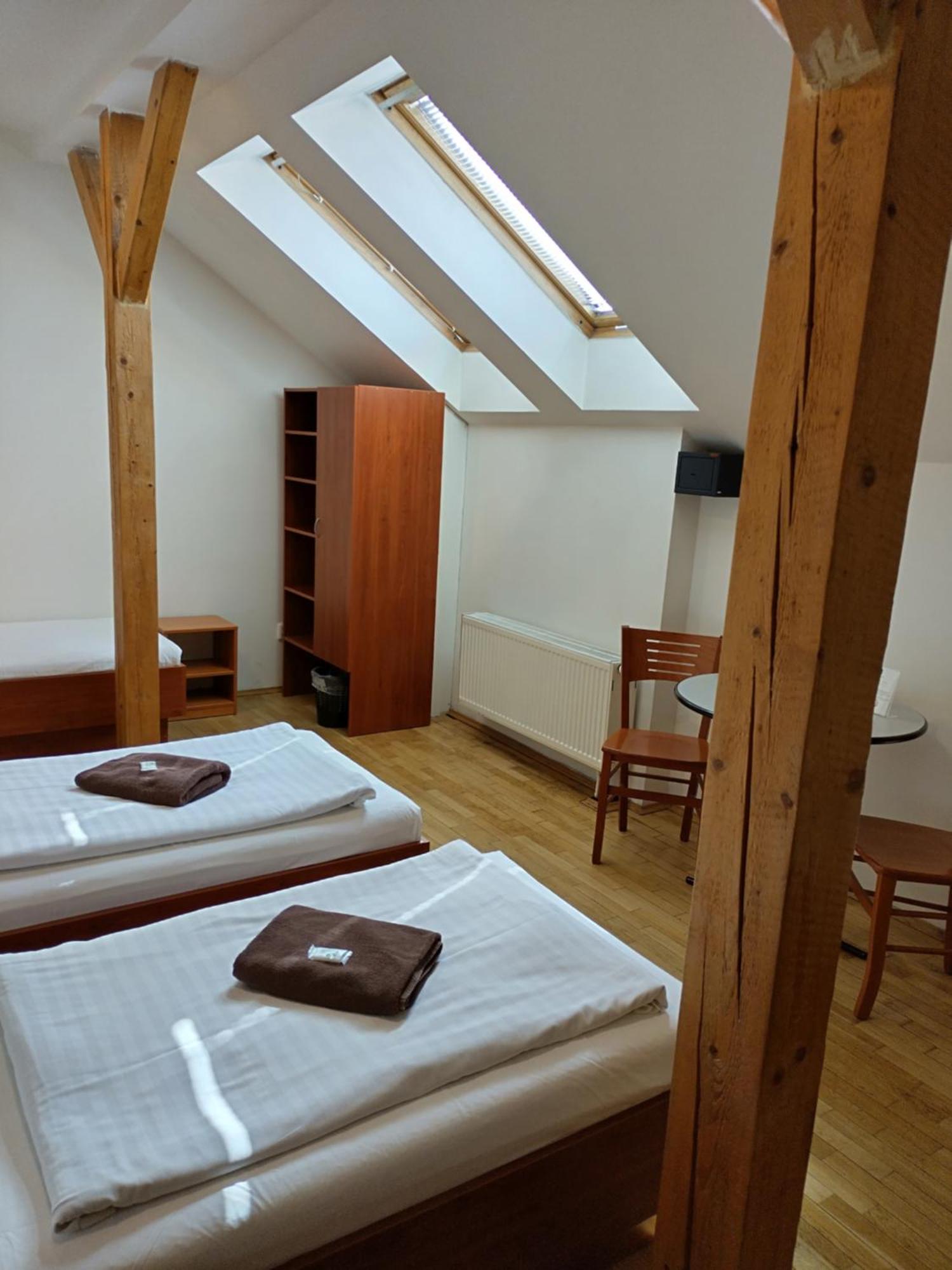 Beta Pension Prag Exterior foto